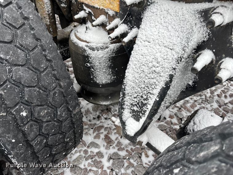 image for item FG1112 2017 Freightliner Cascadia 125 semi truck