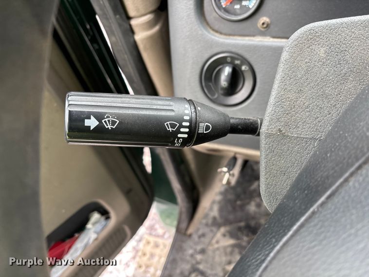 image for item FG1112 2017 Freightliner Cascadia 125 semi truck