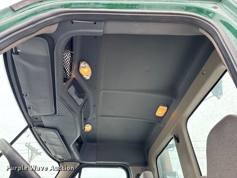 image for item FG1112 2017 Freightliner Cascadia 125 semi truck