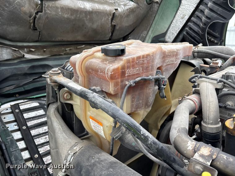 image for item FG1112 2017 Freightliner Cascadia 125 semi truck