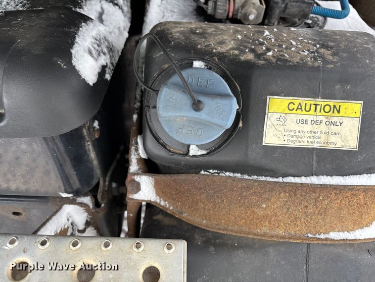 image for item FG1112 2017 Freightliner Cascadia 125 semi truck