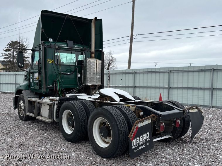 image for item FG1113 2016 Mack CXU613 semi truck