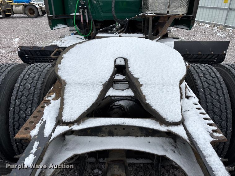 image for item FG1113 2016 Mack CXU613 semi truck