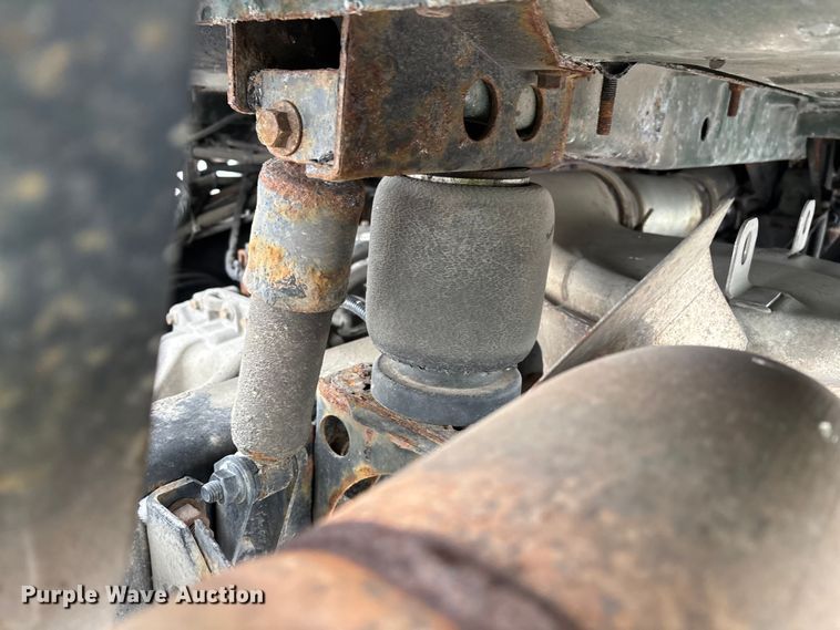 image for item FG1113 2016 Mack CXU613 semi truck