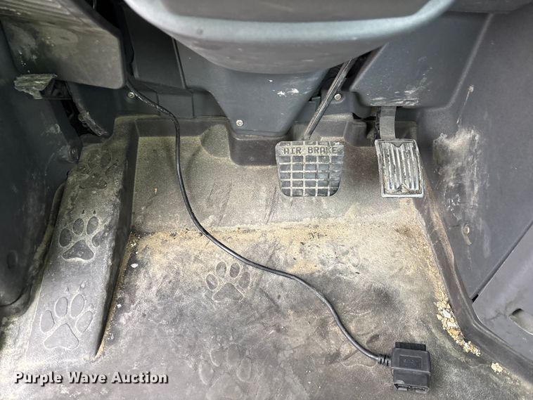 image for item FG1113 2016 Mack CXU613 semi truck