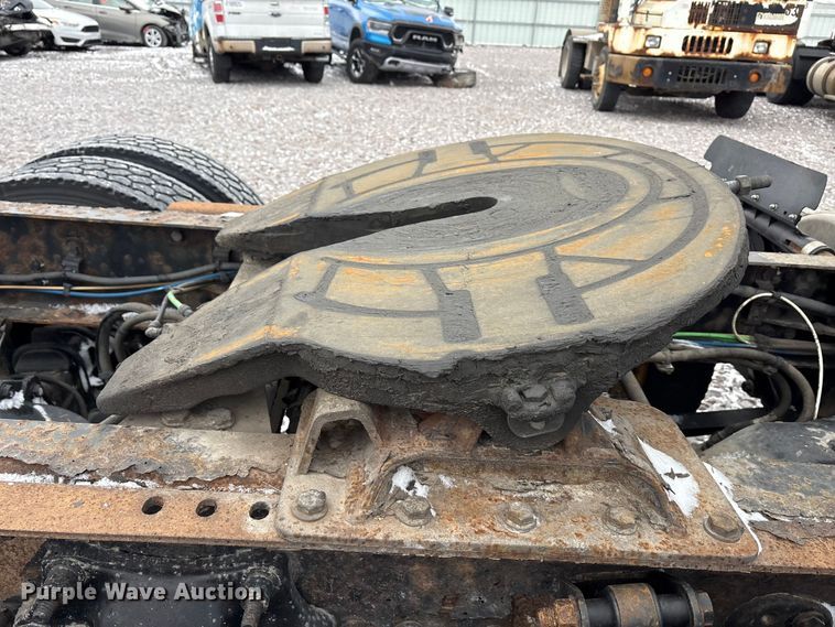 image for item FG1114 2017 Freightliner Cascadia 125 semi truck