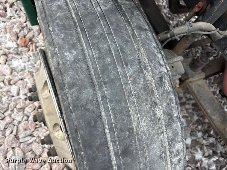 image for item FG1114 2017 Freightliner Cascadia 125 semi truck