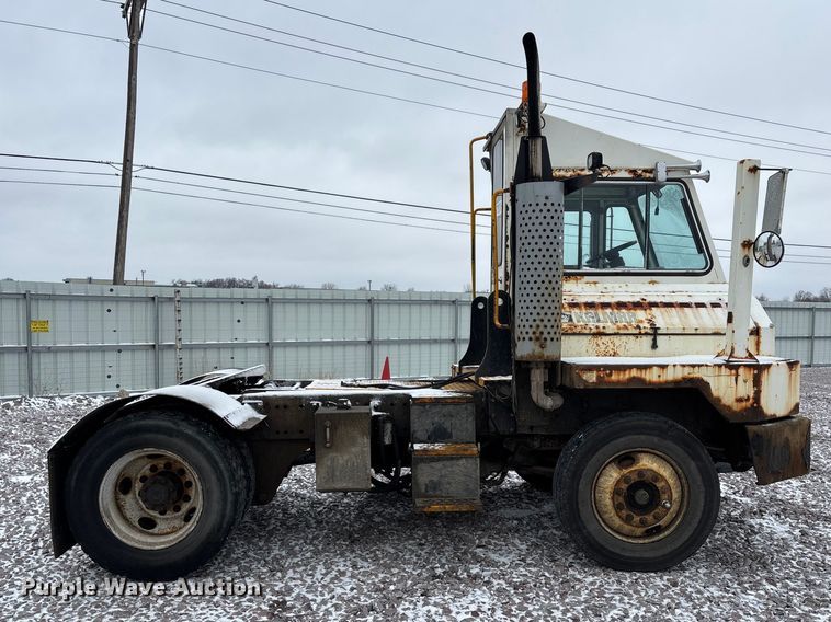 image for item FG1116 2013 Kalmar Ottawa yard truck