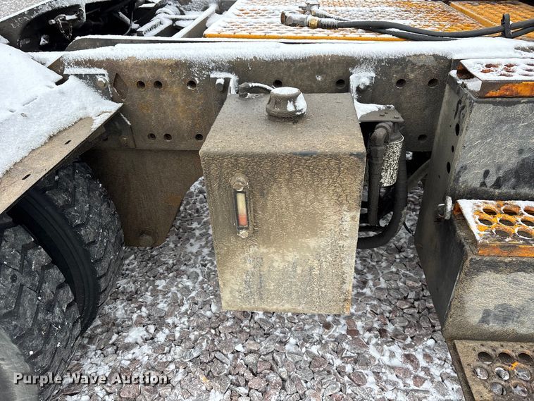 image for item FG1116 2013 Kalmar Ottawa yard truck