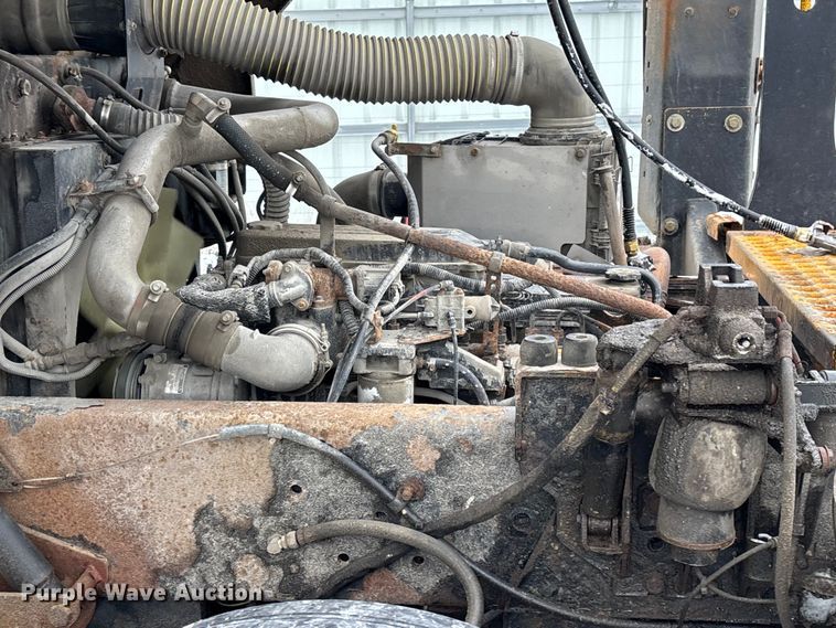 image for item FG1116 2013 Kalmar Ottawa yard truck