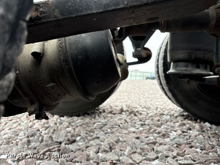 image for item FG1117 2017 Freightliner Cascadia 125 semi truck