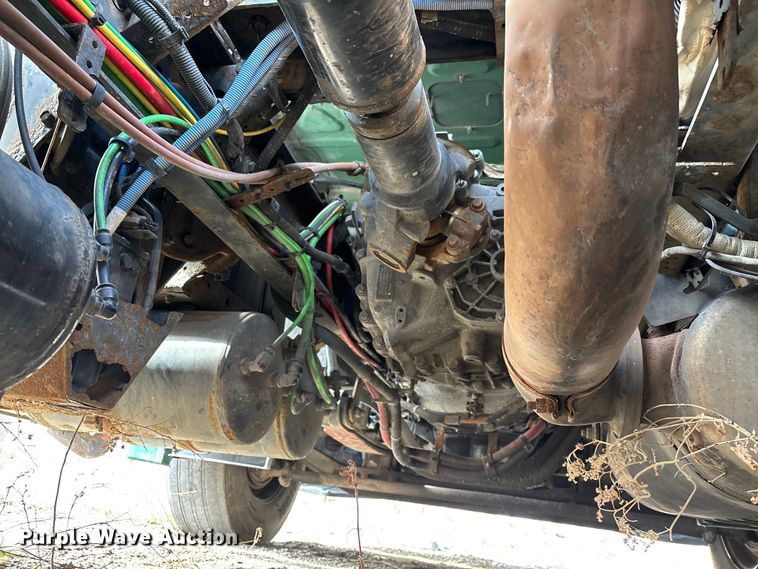 image for item FG1118 2017 Freightliner Cascadia 125 semi truck