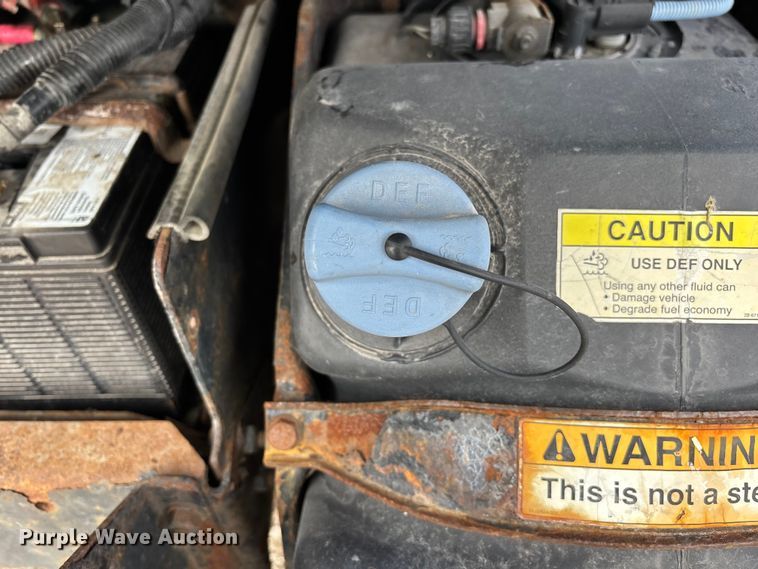 image for item FG1118 2017 Freightliner Cascadia 125 semi truck