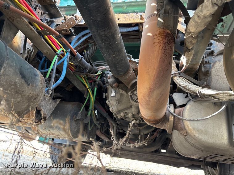 image for item FG1119 2017 Freightliner Cascadia 125 semi truck