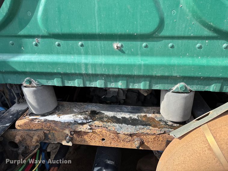 image for item FG1119 2017 Freightliner Cascadia 125 semi truck