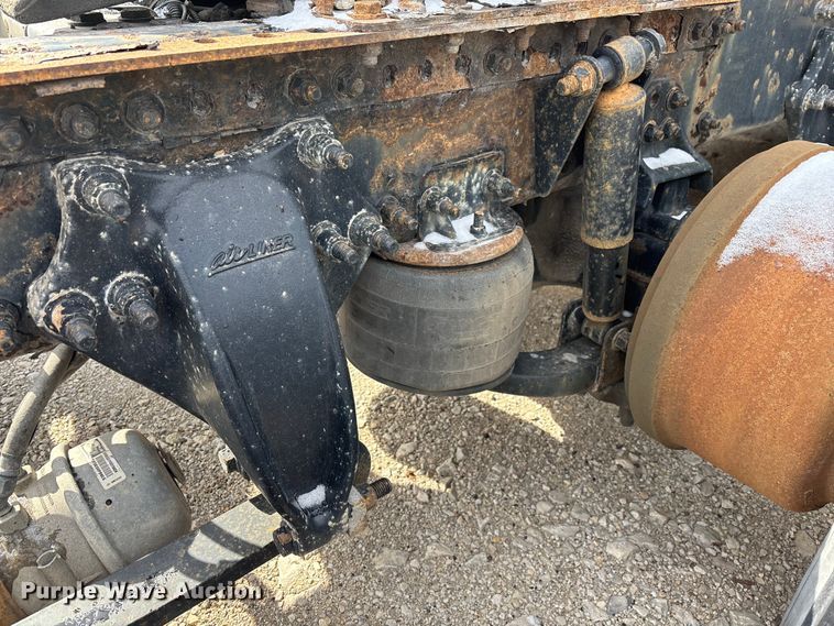 image for item FG1119 2017 Freightliner Cascadia 125 semi truck