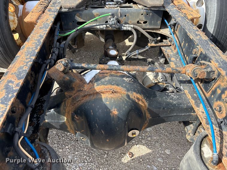 image for item FG1119 2017 Freightliner Cascadia 125 semi truck