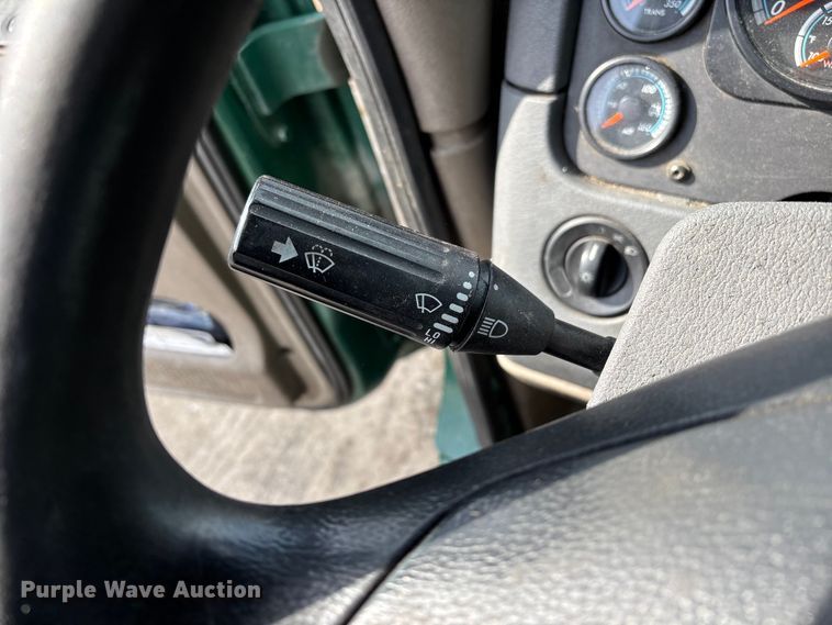 image for item FG1119 2017 Freightliner Cascadia 125 semi truck