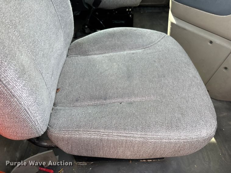 image for item FG1119 2017 Freightliner Cascadia 125 semi truck