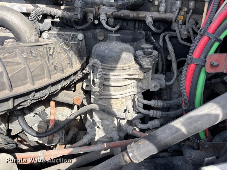 image for item FG1119 2017 Freightliner Cascadia 125 semi truck