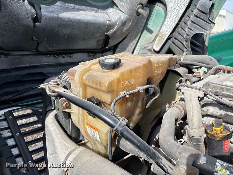 image for item FG1119 2017 Freightliner Cascadia 125 semi truck