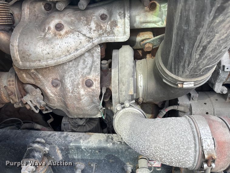 image for item FG1119 2017 Freightliner Cascadia 125 semi truck