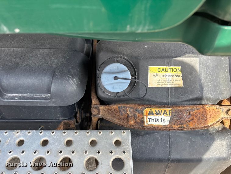 image for item FG1119 2017 Freightliner Cascadia 125 semi truck