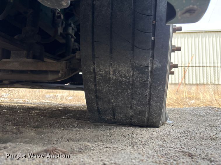 image for item FG1119 2017 Freightliner Cascadia 125 semi truck