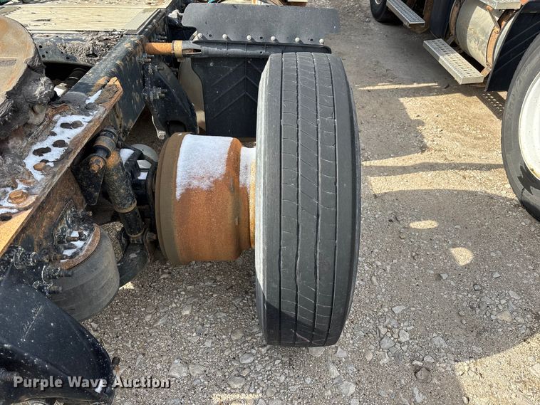 image for item FG1119 2017 Freightliner Cascadia 125 semi truck