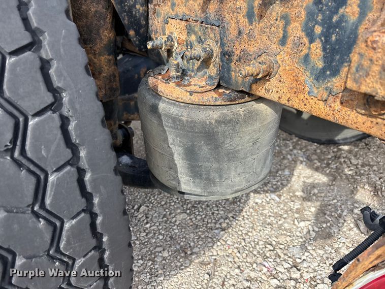 image for item FG1120 2017 Freightliner Cascadia 125 semi truck