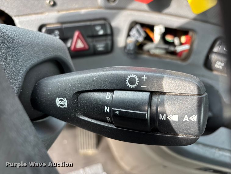 image for item FG1120 2017 Freightliner Cascadia 125 semi truck