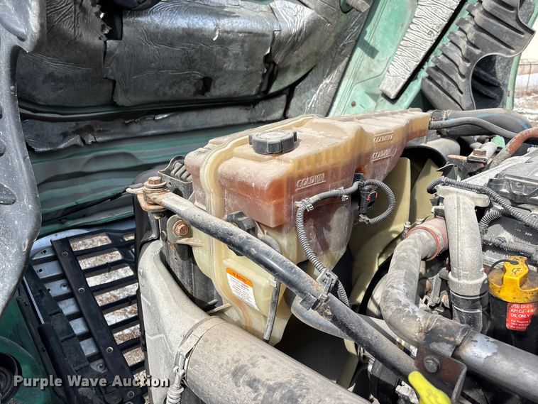 image for item FG1120 2017 Freightliner Cascadia 125 semi truck