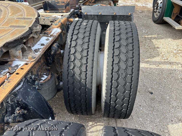 image for item FG1120 2017 Freightliner Cascadia 125 semi truck