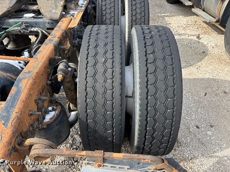 image for item FG1120 2017 Freightliner Cascadia 125 semi truck