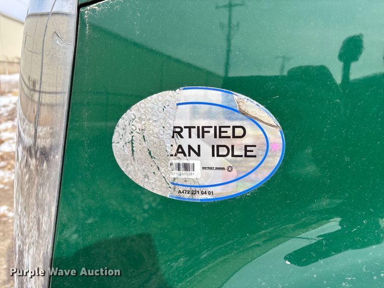 image for item FG1121 2017 Freightliner Cascadia 125 semi truck