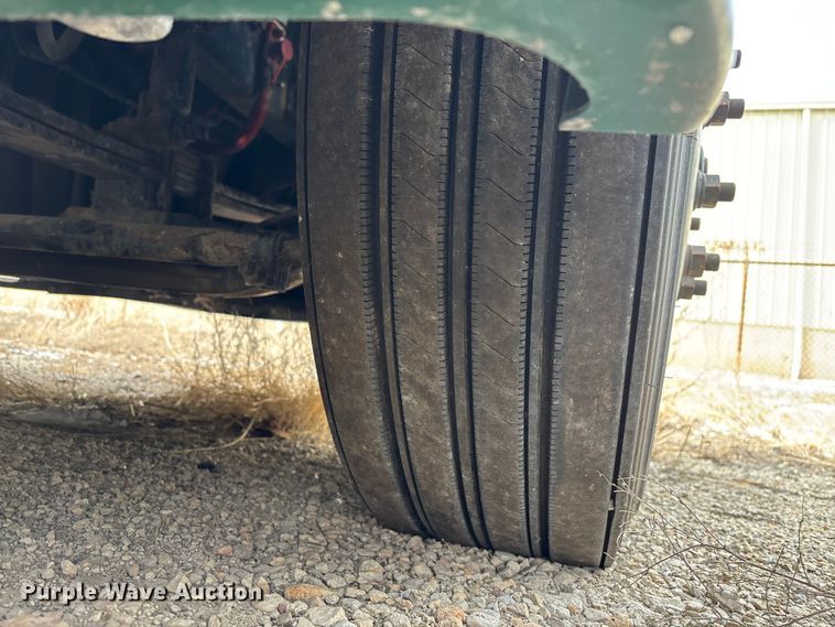 image for item FG1121 2017 Freightliner Cascadia 125 semi truck