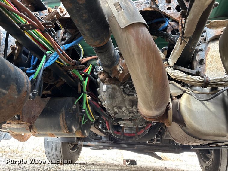 image for item FG1122 2017 Freightliner Cascadia 125 semi truck