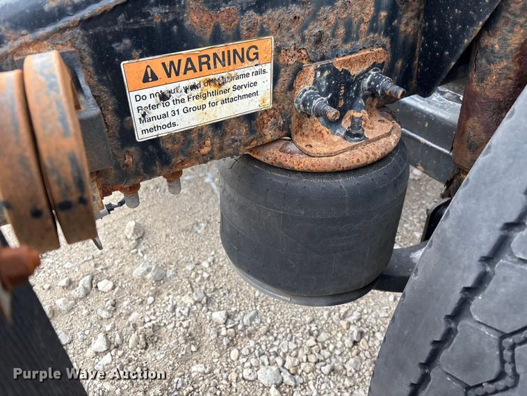 image for item FG1122 2017 Freightliner Cascadia 125 semi truck