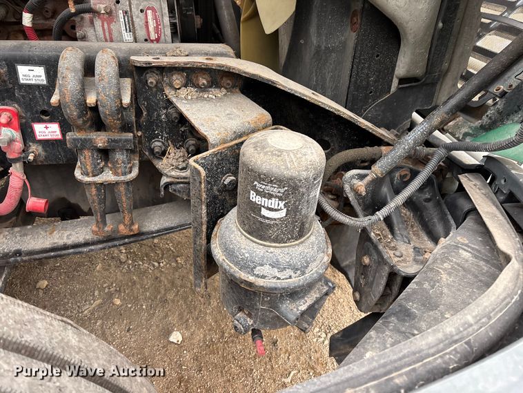 image for item FG1122 2017 Freightliner Cascadia 125 semi truck