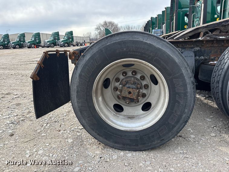 image for item FG1122 2017 Freightliner Cascadia 125 semi truck