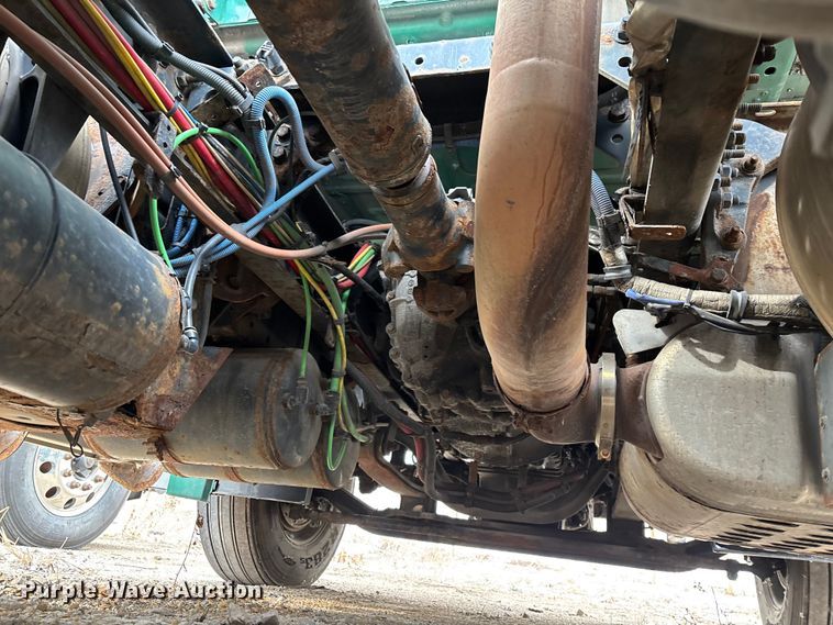 image for item FG1123 2017 Freightliner Cascadia 125 semi truck