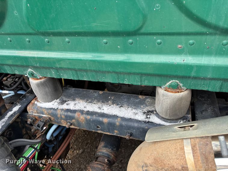 image for item FG1123 2017 Freightliner Cascadia 125 semi truck