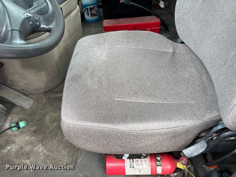 image for item FG1123 2017 Freightliner Cascadia 125 semi truck