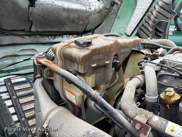 image for item FG1123 2017 Freightliner Cascadia 125 semi truck