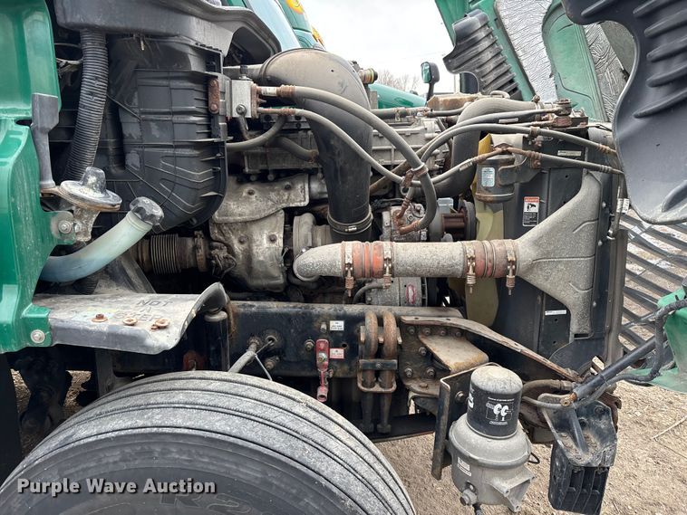 image for item FG1123 2017 Freightliner Cascadia 125 semi truck