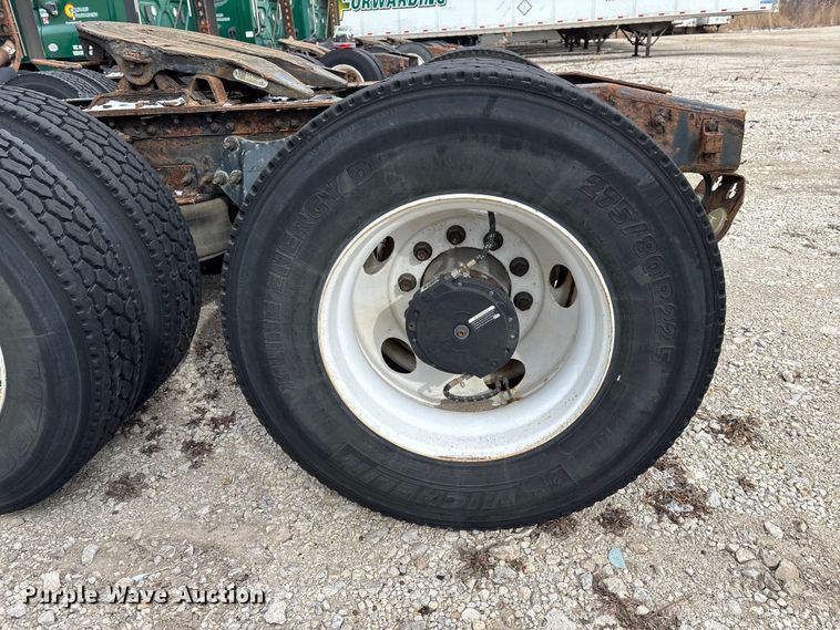 image for item FG1123 2017 Freightliner Cascadia 125 semi truck