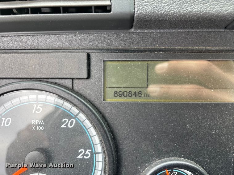 image for item FG1123 2017 Freightliner Cascadia 125 semi truck