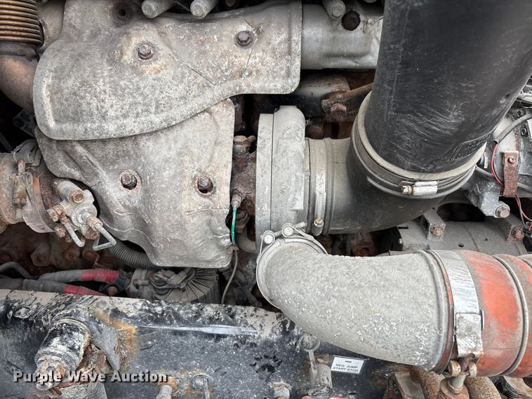 image for item FG1124 2017 Freightliner Cascadia 125 semi truck