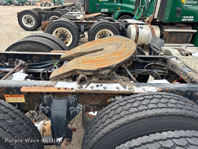 image for item FG1125 2017 Freightliner Cascadia 125 semi truck