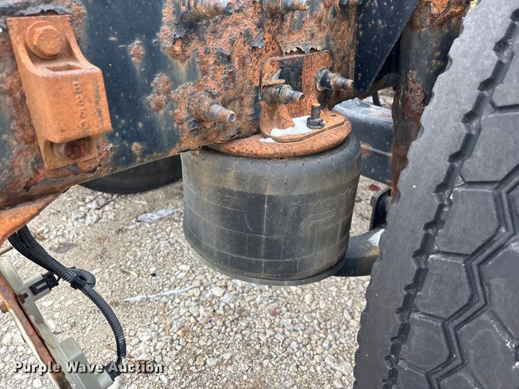 image for item FG1125 2017 Freightliner Cascadia 125 semi truck